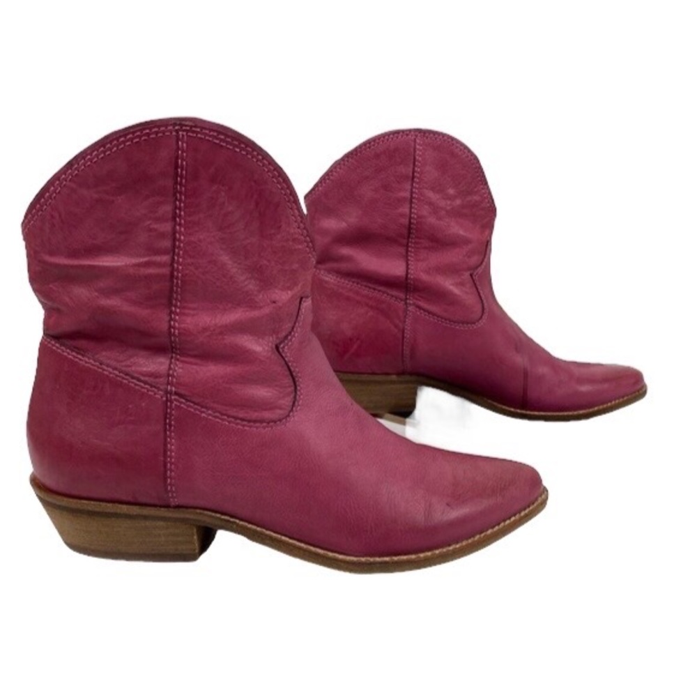 Nicole Passionate Pink Western Style Boots